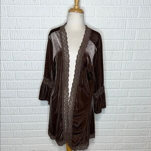 Easel Velvet Brown Lace Trim Kimono